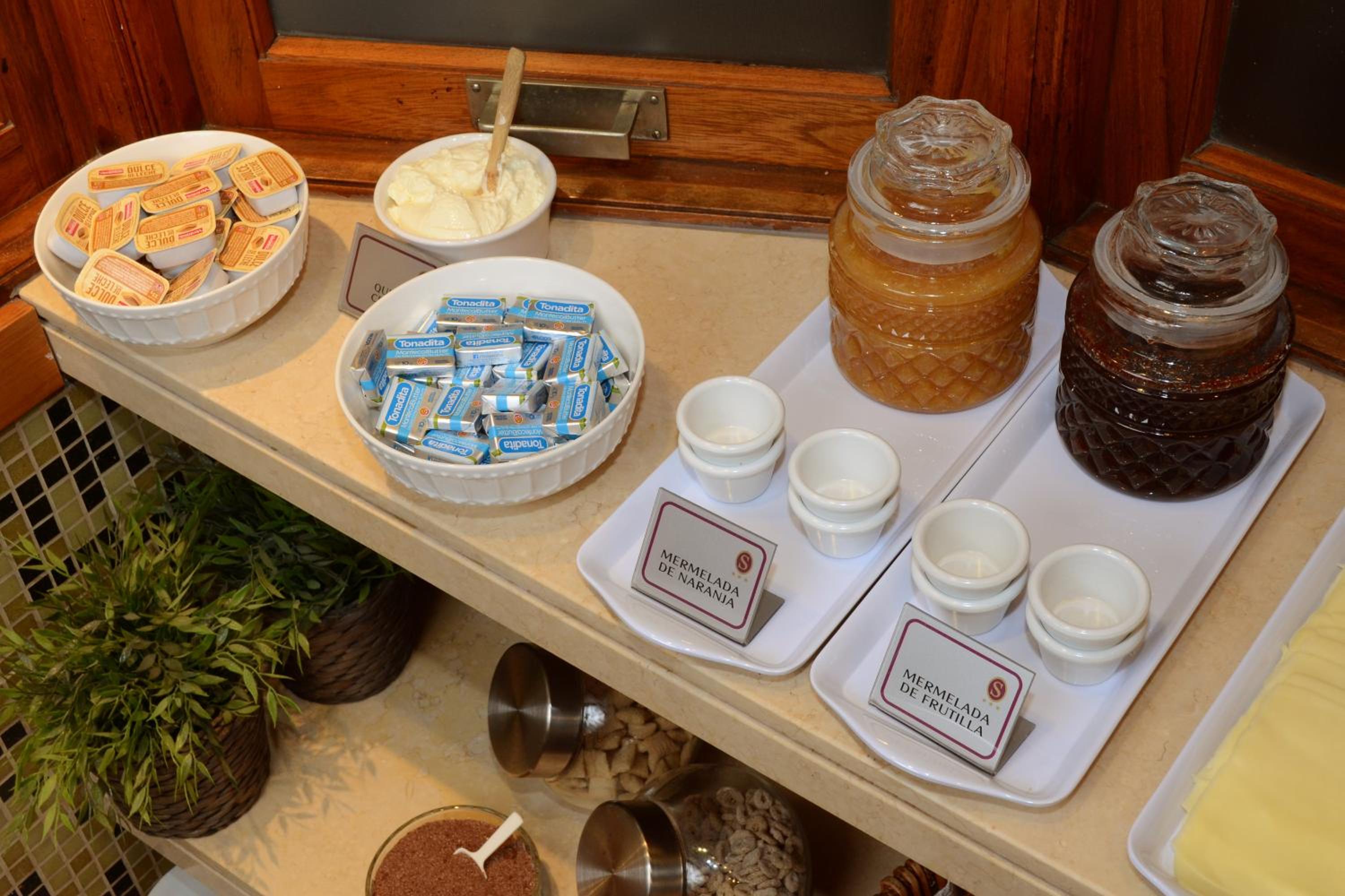 Restaurant-cafeteria