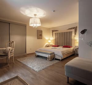 thumbnail: Room