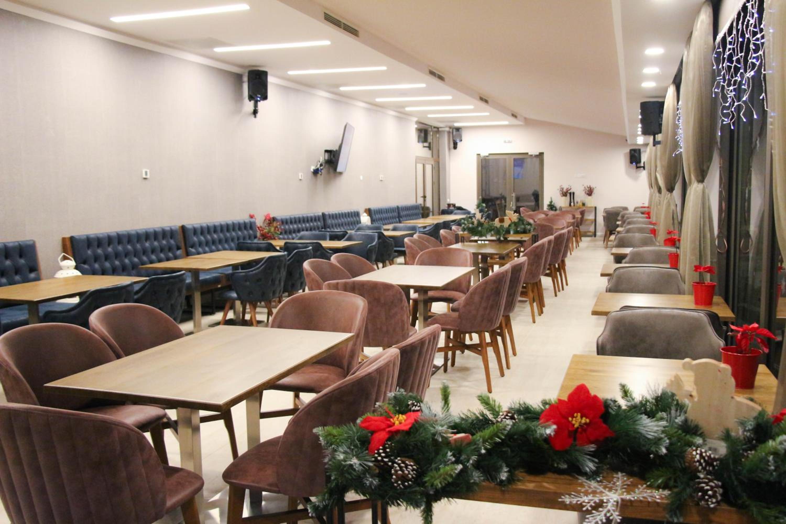 Restaurant-cafeteria