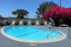 thumbnail: Pool