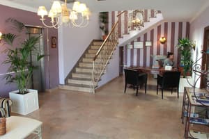thumbnail: Lobby