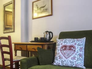 thumbnail: Living area