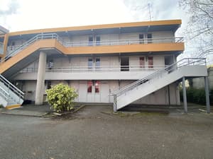 thumbnail: Exterior
