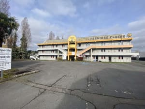 thumbnail: Exterior