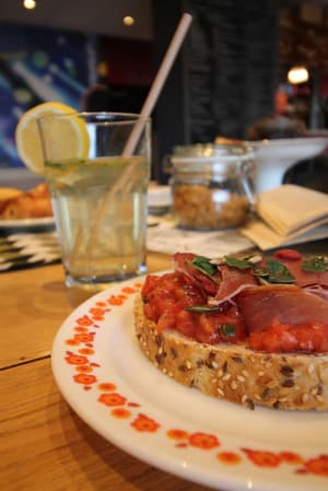 thumbnail: Restaurant
