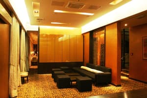 thumbnail: Interior detail