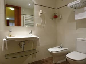 thumbnail: Bathroom