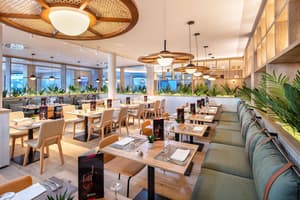 thumbnail: Bar (on property)