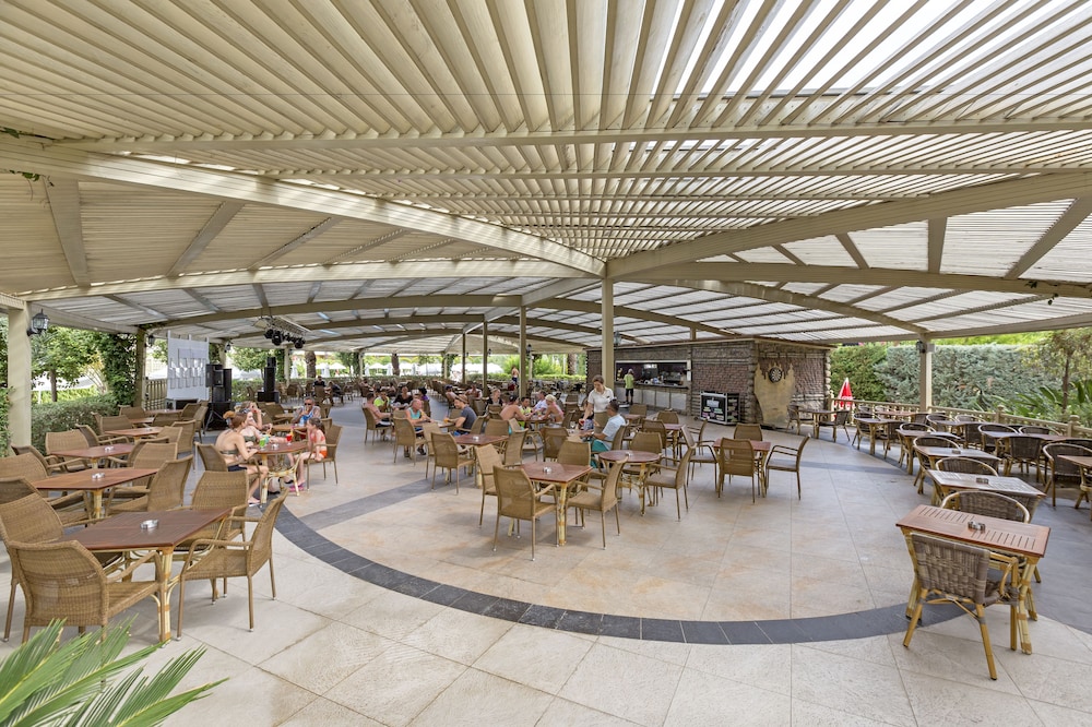 Snack bar
