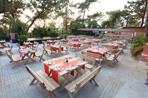 thumbnail: Restaurant
