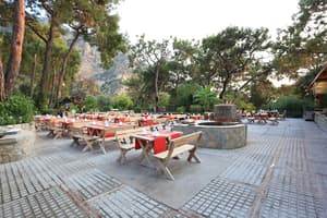 thumbnail: Restaurant