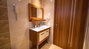 thumbnail: Bathroom