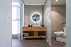 thumbnail: Bathroom