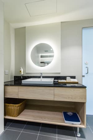 thumbnail: Bathroom