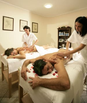 thumbnail: Massage