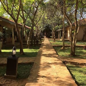 thumbnail: Courtyard view