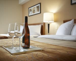 thumbnail: Room service - dining