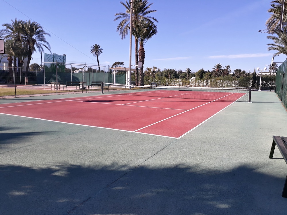 Tennis court