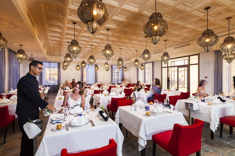 Couples dining