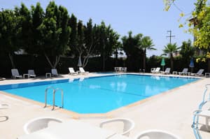 thumbnail: Pool