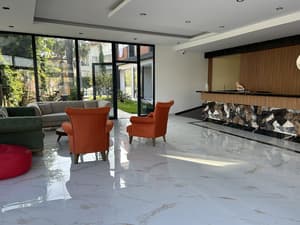 thumbnail: Reception