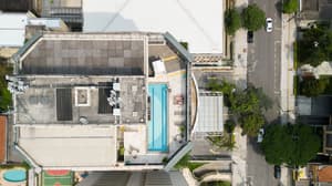 thumbnail: Front of property