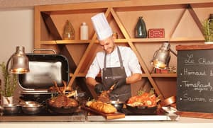 thumbnail: Restaurant