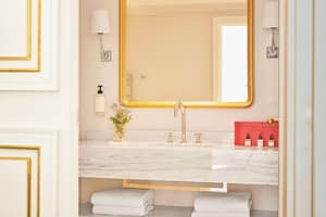 thumbnail: Bathroom