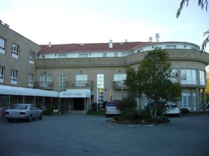 thumbnail: Exterior