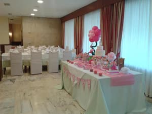 thumbnail: Banquet hall
