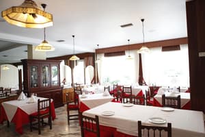 thumbnail: Restaurant