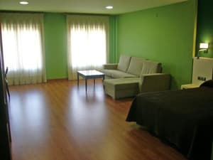 thumbnail: General view