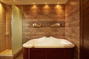 thumbnail: Indoor spa tub