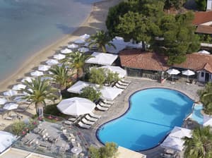 thumbnail: Outdoor pool