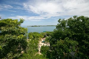 thumbnail: Front of property
