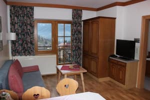 thumbnail: General view