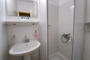 thumbnail: Bathroom sink
