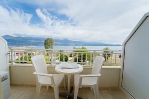 thumbnail: Balcony