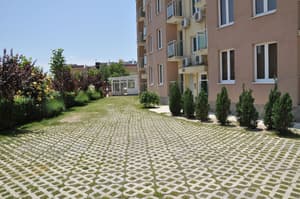 thumbnail: Property grounds