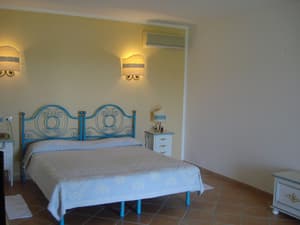 thumbnail: Room amenity