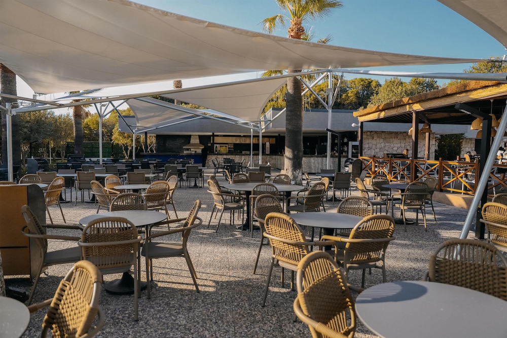 Restaurant-cafeteria