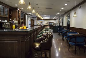 thumbnail: Bar (on property)