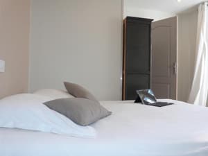 thumbnail: General view