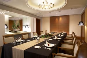 thumbnail: Dining