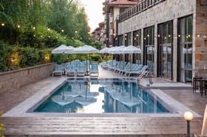 thumbnail: Pool