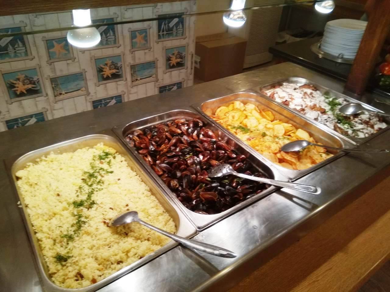 Restaurant-cafeteria