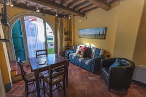 thumbnail: Living area