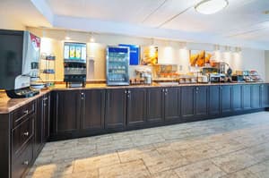 thumbnail: Breakfast area