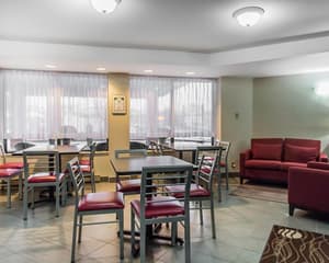 thumbnail: Breakfast area
