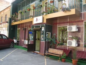 thumbnail: Property entrance
